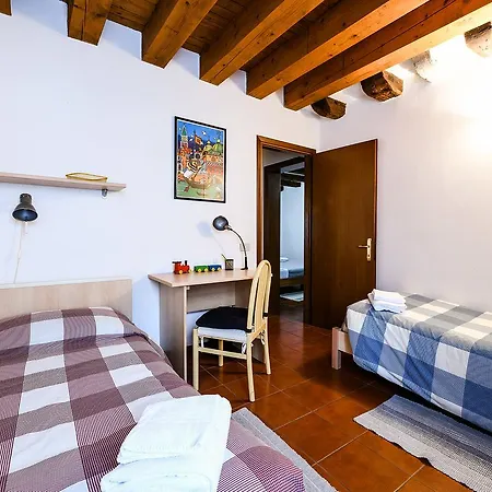 360 Acquamarina Lejlighed